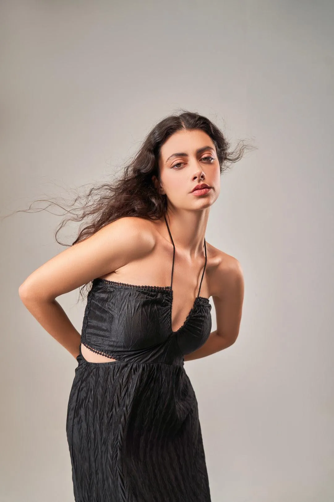 BLACK TEXTURED DRAWSTRING DETAIL DRESS