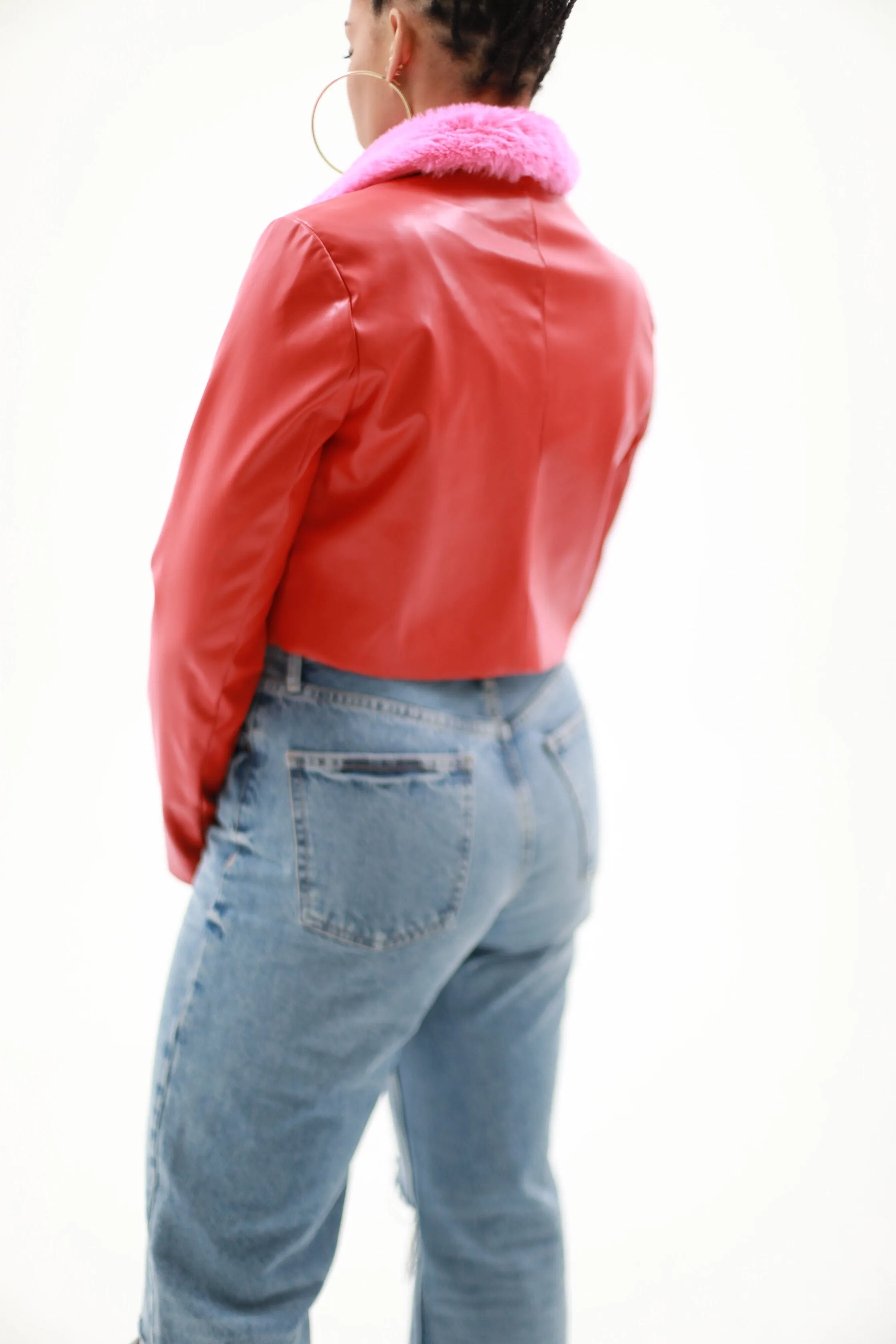 Cropped Vegan Fur Collar Blazer