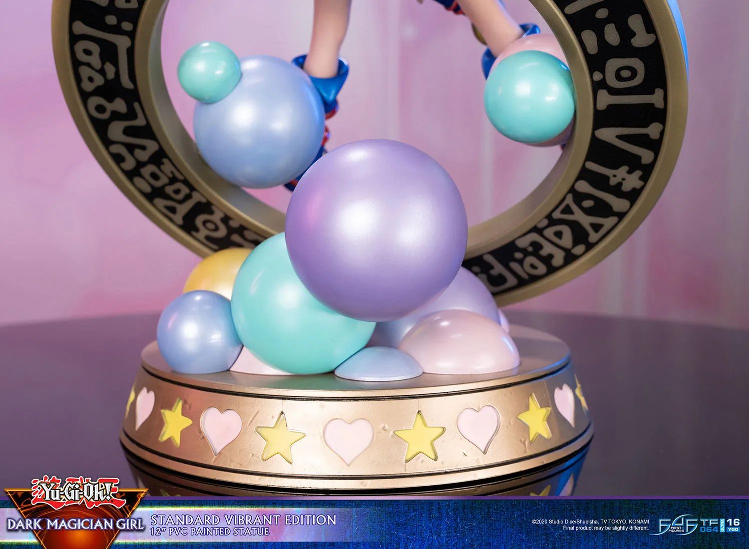 Dark Magician Girl (Standard Vibrant Edition) Complete Figure