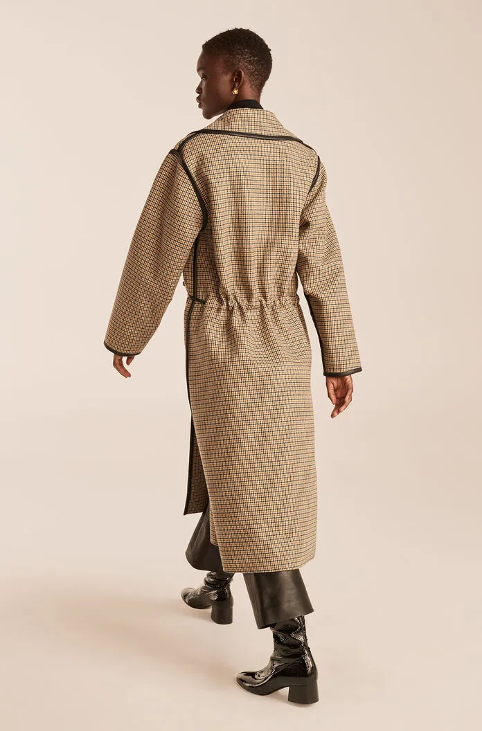 Double Face Trench