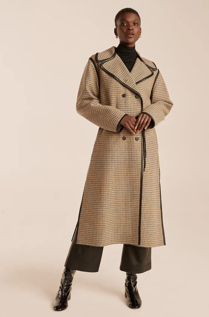 Double Face Trench