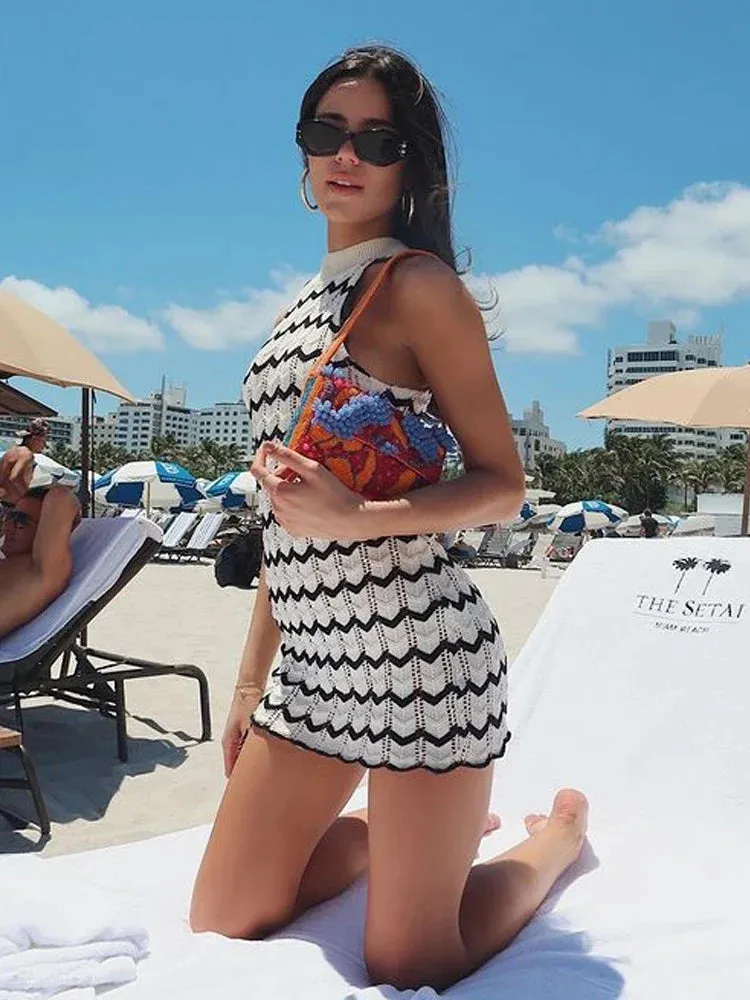 Halter Beach Dress with Stripe Knitting in Zigzag Crochet