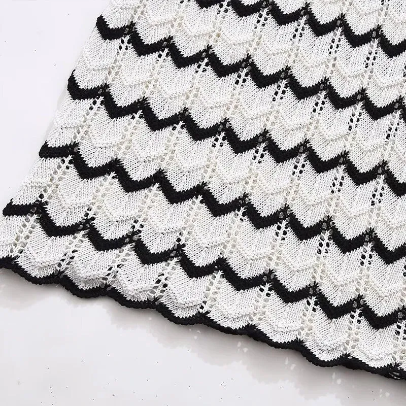 Halter Beach Dress with Stripe Knitting in Zigzag Crochet