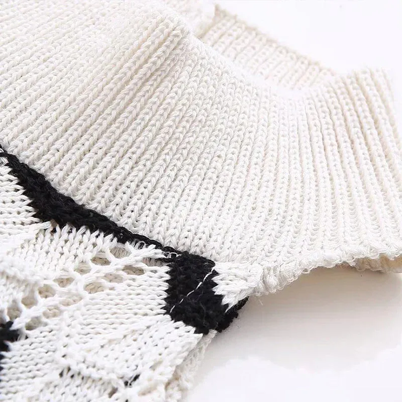 Halter Beach Dress with Stripe Knitting in Zigzag Crochet