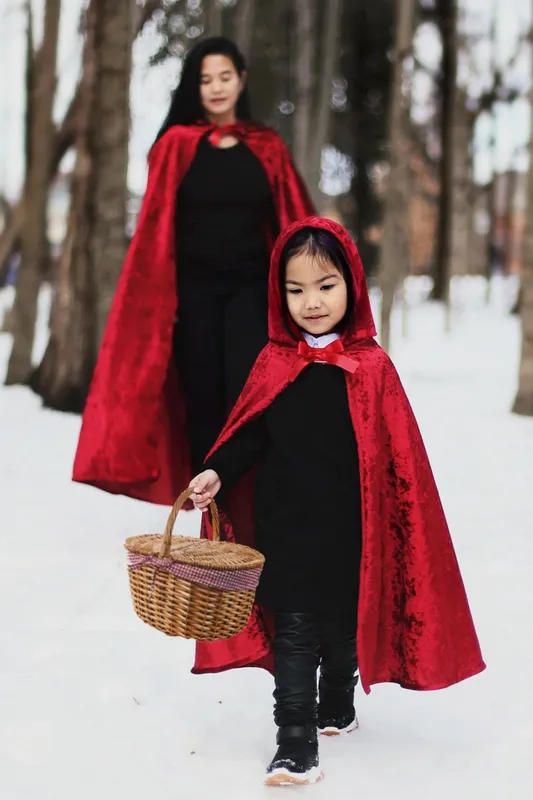Little Red Riding Hood Cape by Great Pretenders Size 5-6 3yrs 