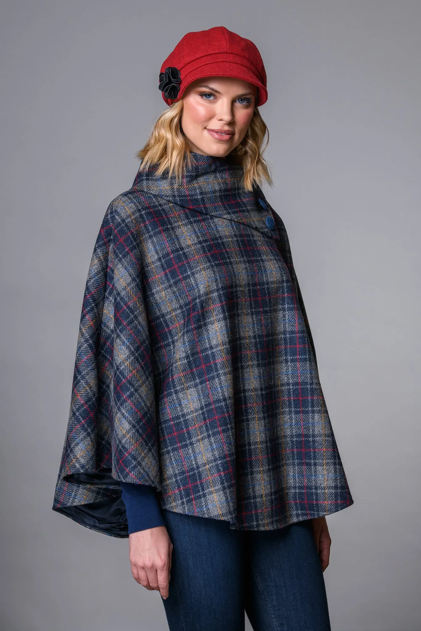 Mucros Weavers Tweed Poncho