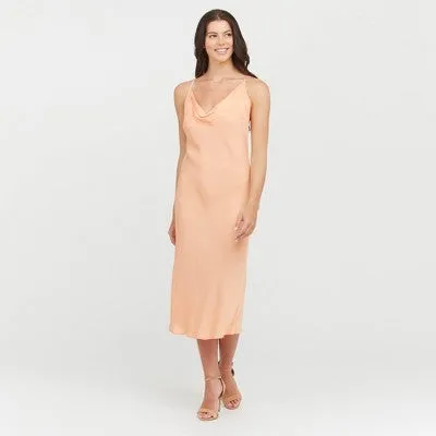New - ASSETS BY SPANX Women's Flawless Finish Strapless Cupped Midthigh Bodysuit