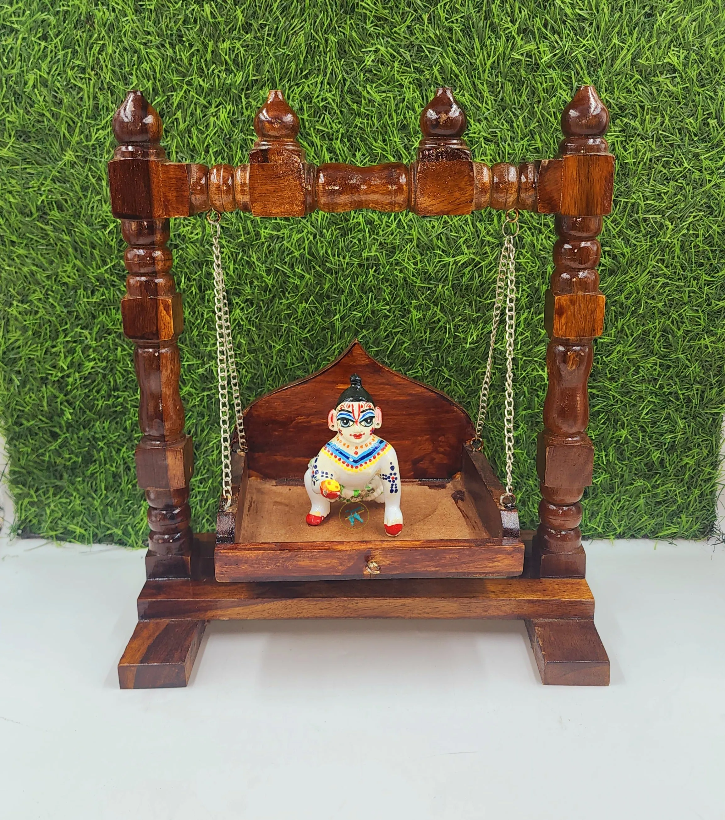Premium quality wooden jhula for laddu gopal ji (box packing)