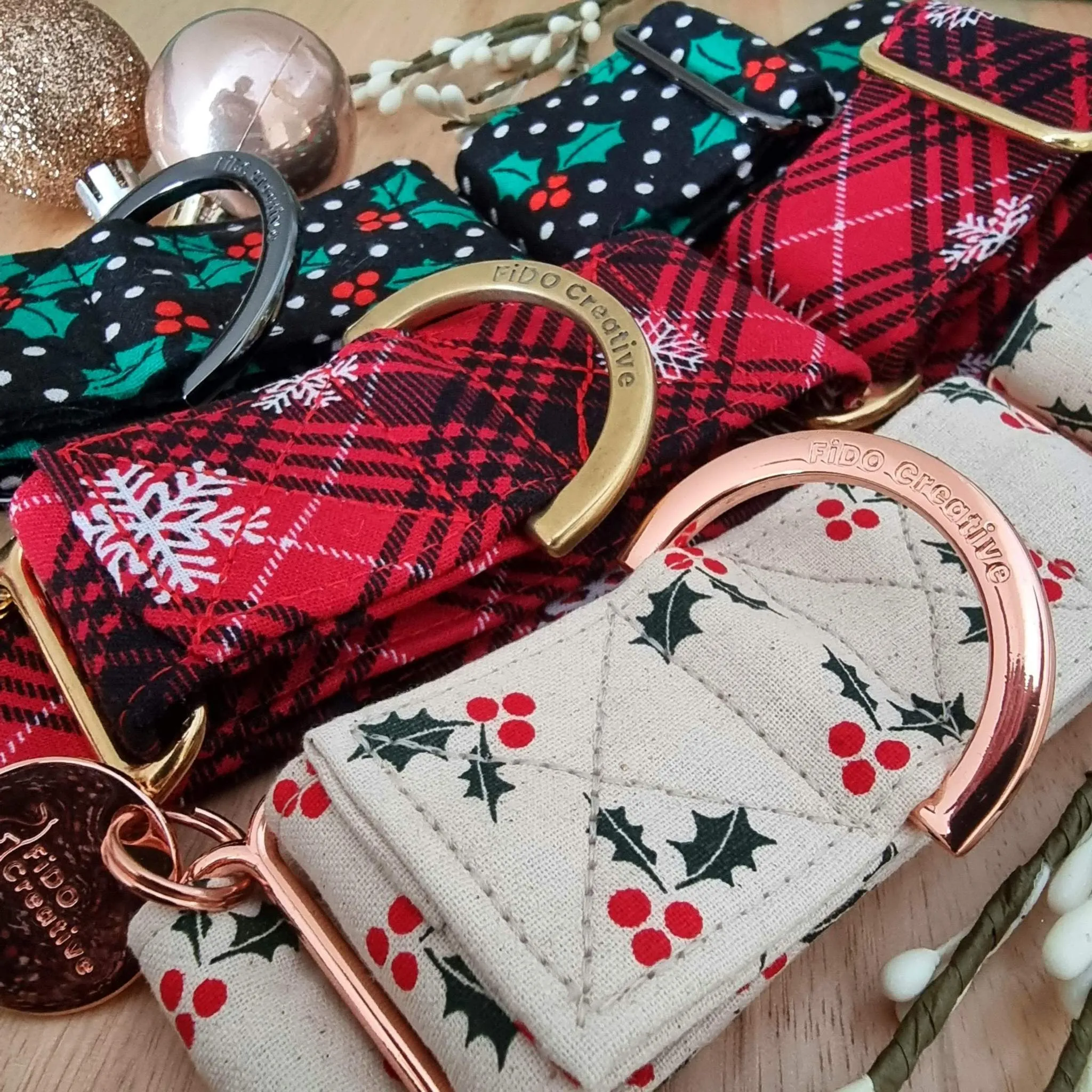 Scandi Christmas Martingale Collar