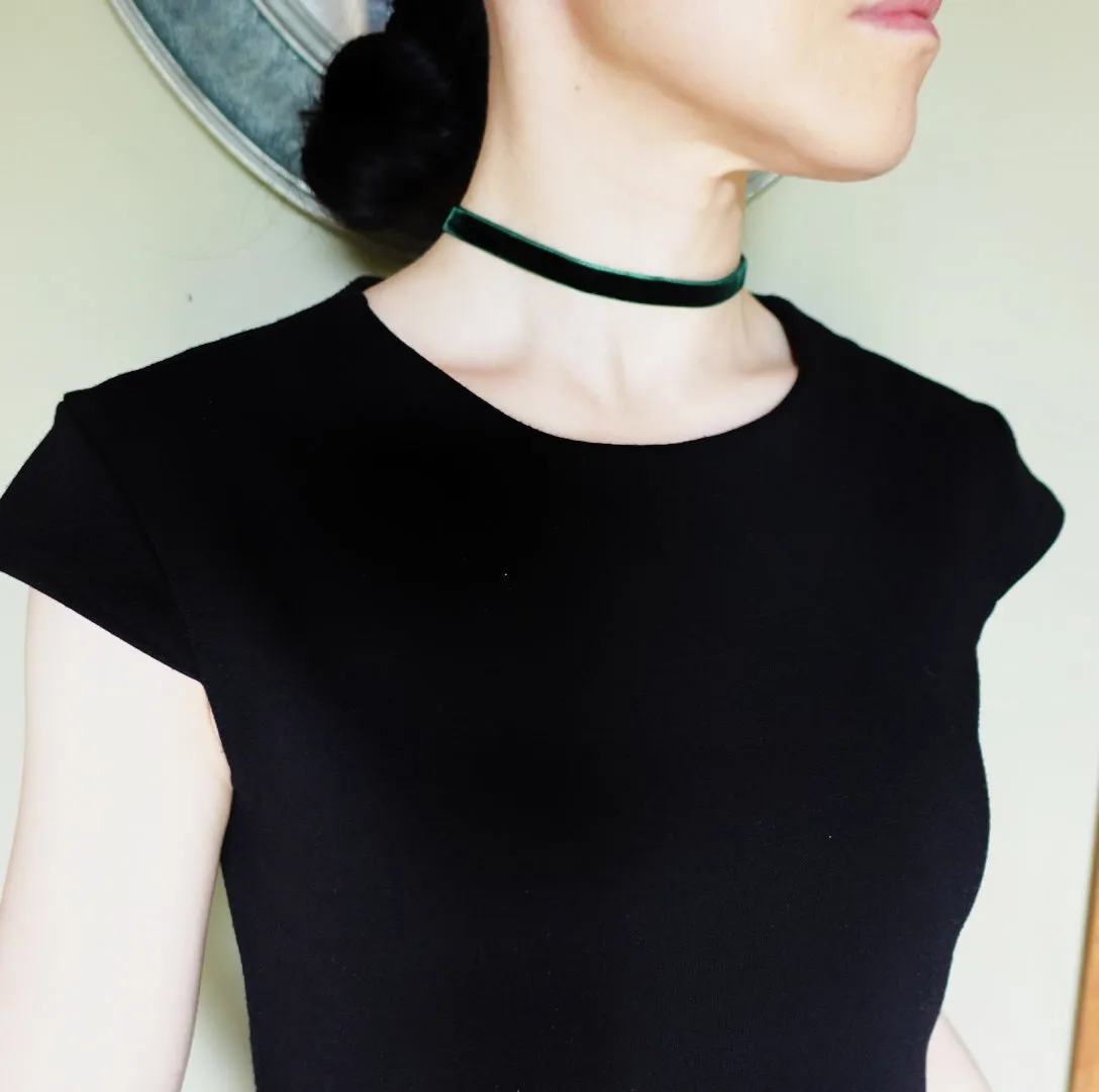 Silver Velvet Choker Necklace with Silver Adjustable Chain