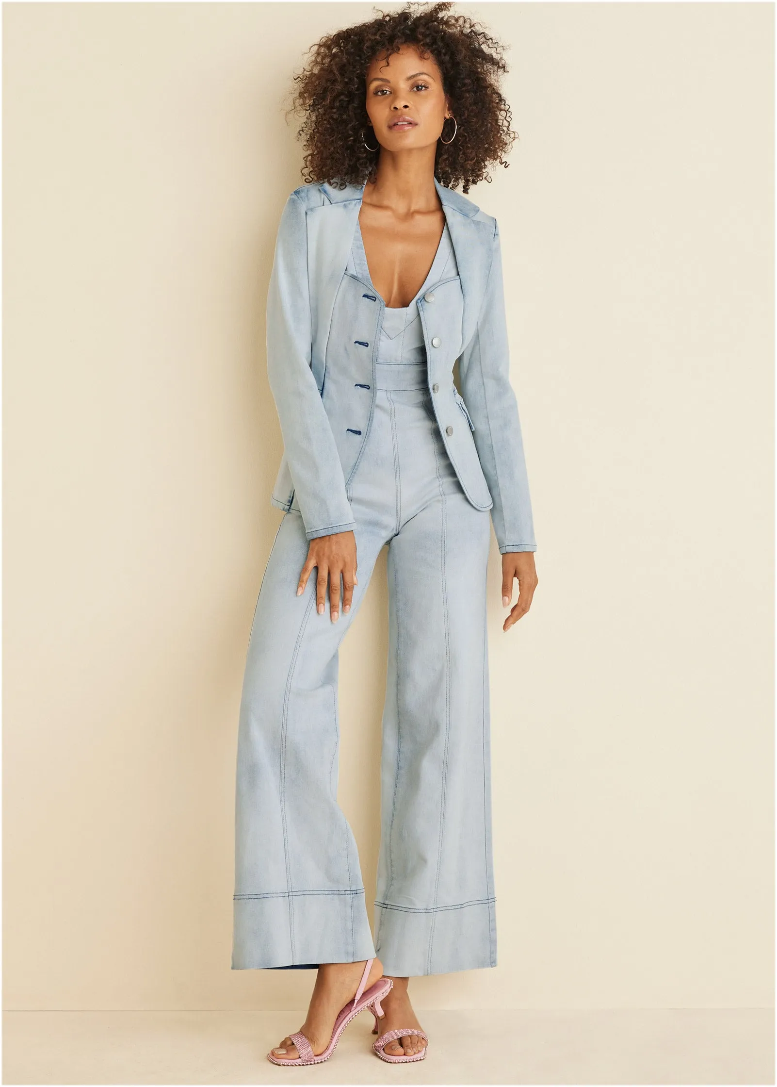 Sweetheart Denim Blazer - Light Wash