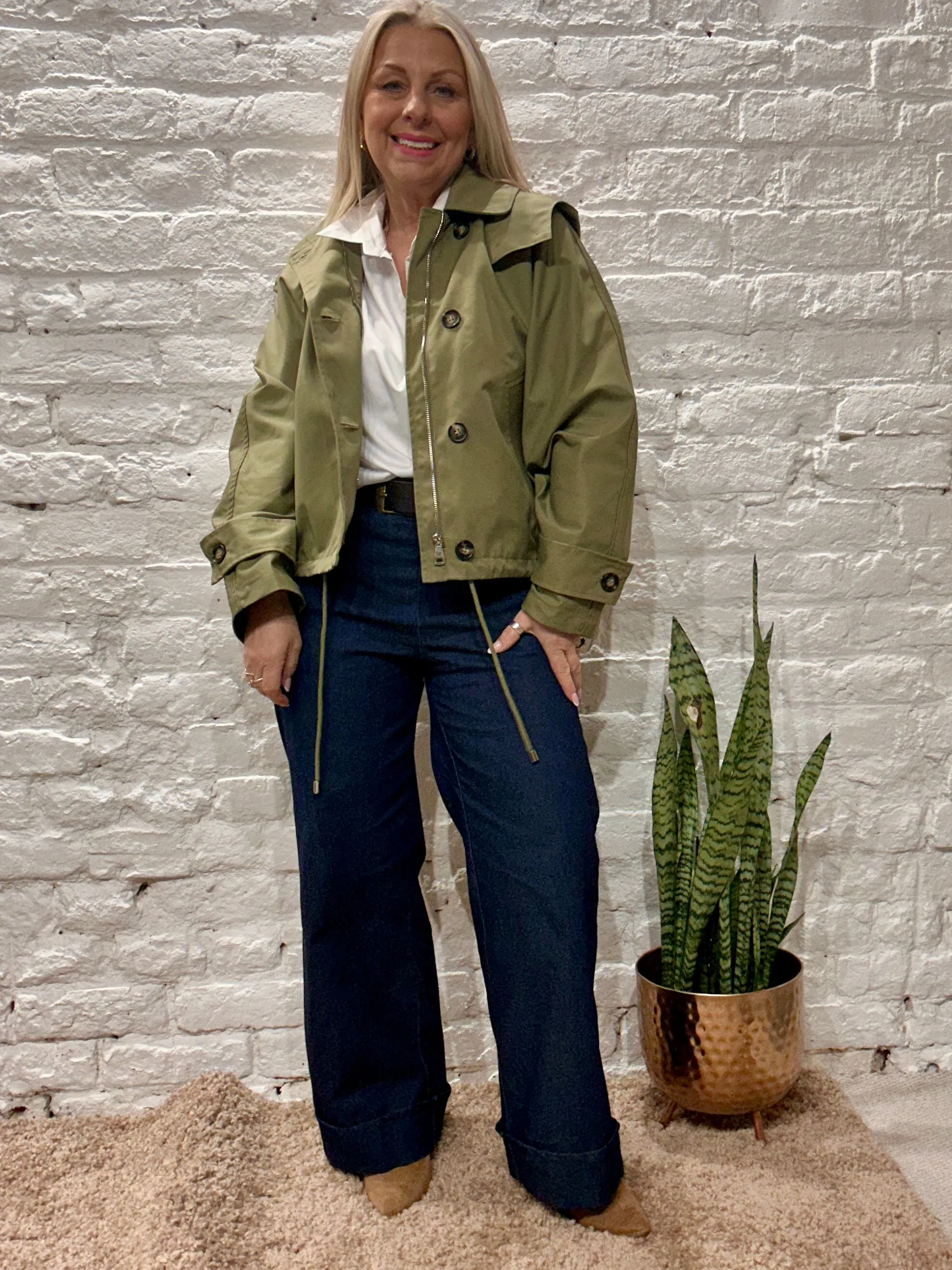 The Overcast Trench Short Raincoat With Hood